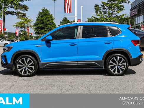 Used 2022 Volkswagen Taos SE FWD image 7