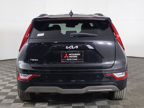 Used 2023 Kia Niro Wave w/ Wave Preserve Package image 16