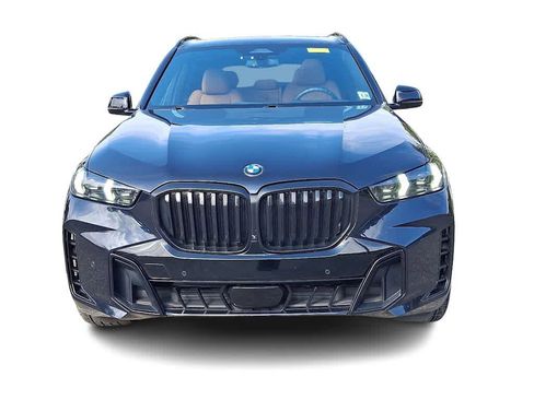 Certified 2024 BMW X5 xDrive40i w/ M Sport Package image 2