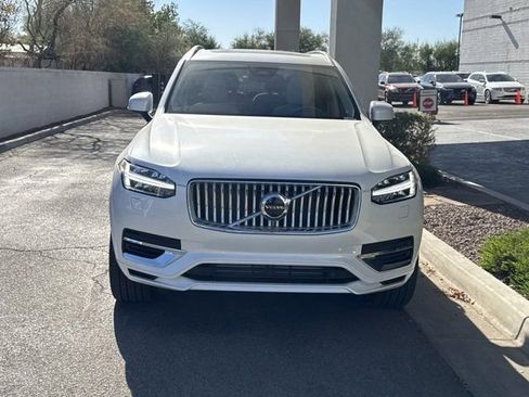 New 2025 Volvo XC90 T8 Plus w/ Protection Package Premier image 2