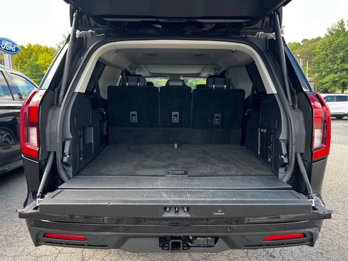 Used 2025 Ford Expedition Max Active AWD/4WD image 8