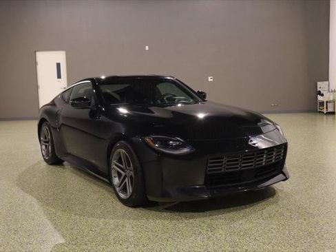 Used 2023 Nissan Z w/ Floor Mat Package RWD image 1