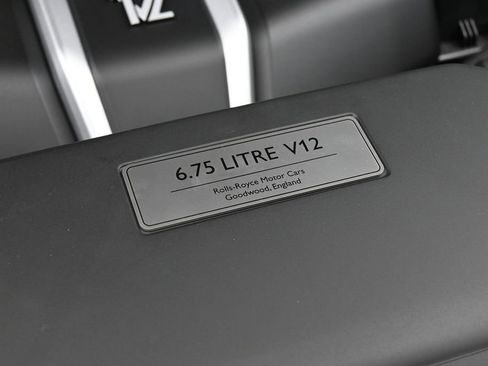 New 2026 Rolls-Royce Cullinan AWD/4WD image 37