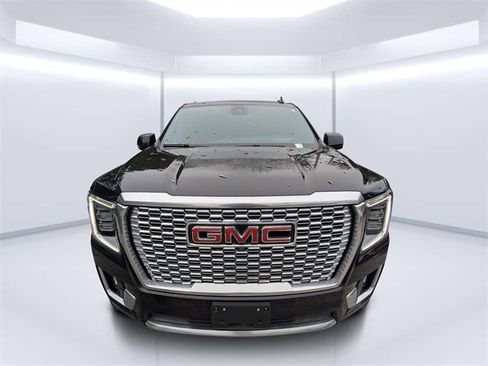 Used 2024 GMC Yukon Denali image 8
