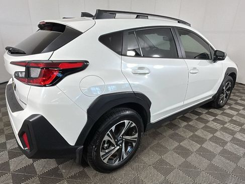 Used 2024 Subaru Crosstrek 2.0i Premium AWD/4WD image 4