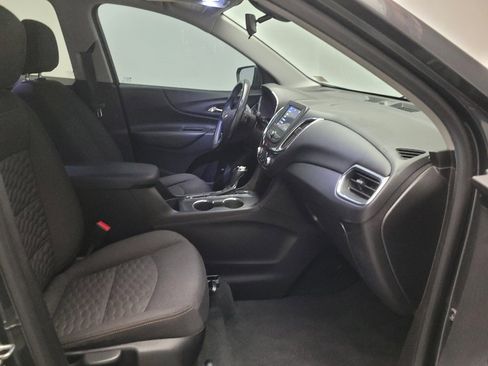 Used 2019 Chevrolet Equinox LT FWD image 21