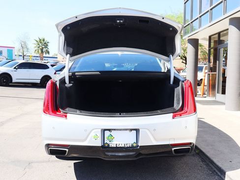Used 2018 Cadillac XTS Luxury image 22