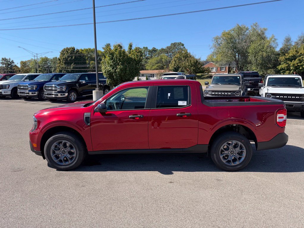 New 2026 Ford Maverick XLT w/ XLT Luxury Package FWD image 4