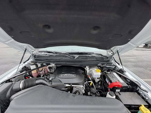 Used 2024 RAM 2500 Big Horn w/ Bed Utility Group image 12