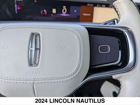 Used 2024 Lincoln Nautilus Black Label w/ Jet Appearance Package (87T) image 15