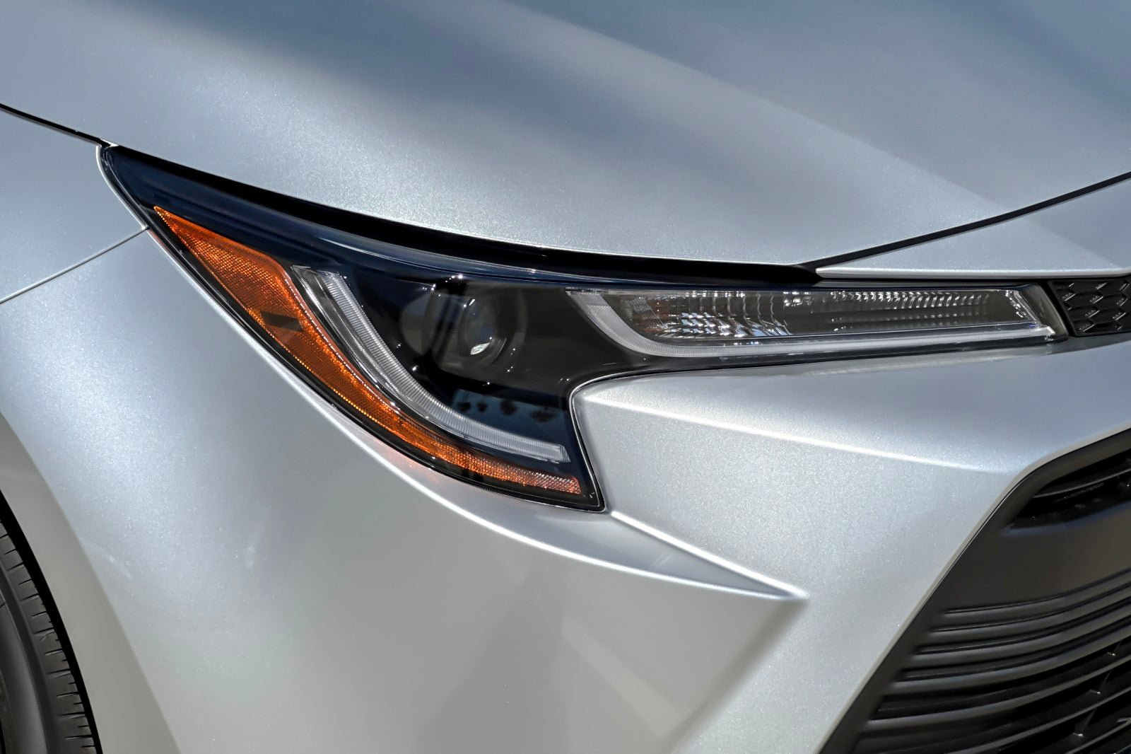 New 2027 Toyota Corolla LE FWD image 27