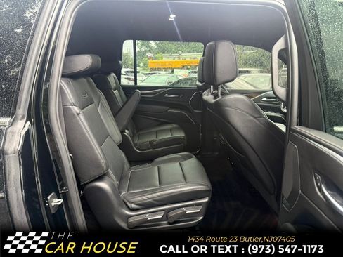 Used 2023 Cadillac Escalade ESV Luxury AWD/4WD image 18