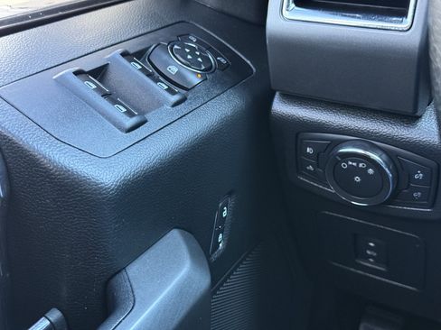 Used 2016 Ford F150 XLT w/ Equipment Group 302A Luxury AWD/4WD image 26