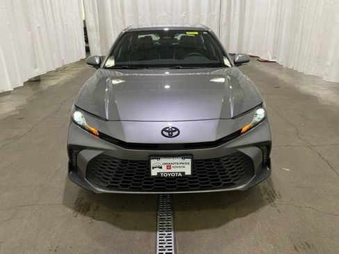 New 2026 Toyota Camry SE image 8