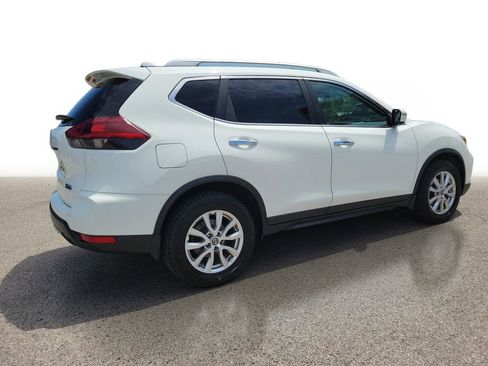 Used 2020 Nissan Rogue S FWD image 4