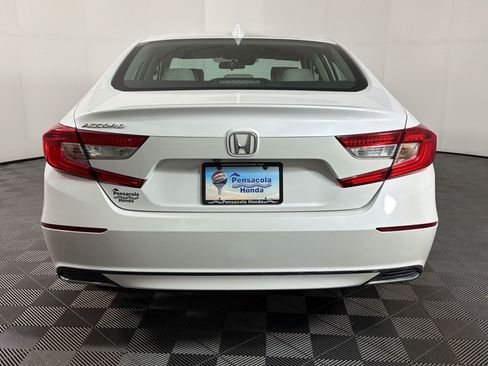 Used 2018 Honda Accord LX image 8