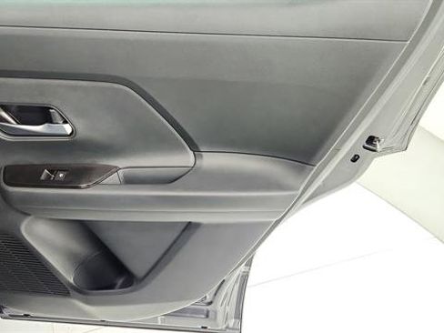 Certified 2026 Nissan Kicks SV FWD image 27
