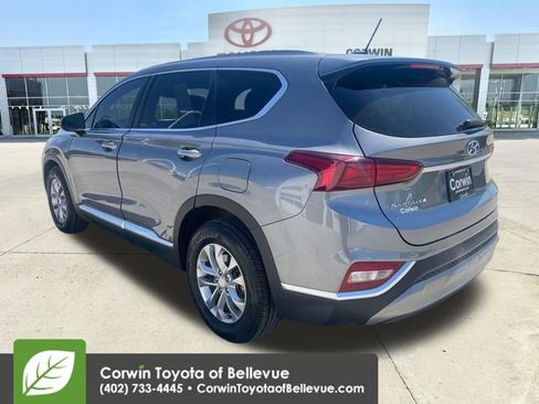 Used 2020 Hyundai Santa Fe SE FWD image 3