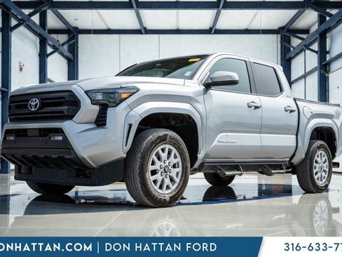 Used 2025 Toyota Tacoma SR5 w/ SR5 Upgrade Package image 1