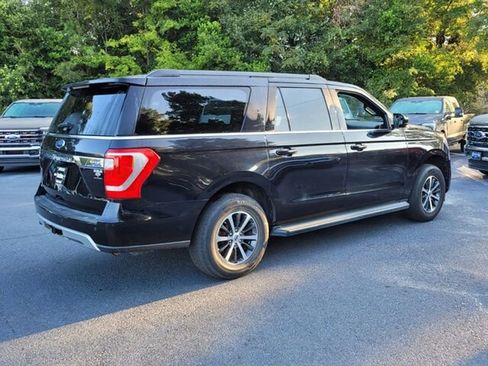 Used 2019 Ford Expedition Max XLT image 16