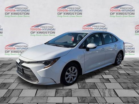 Certified 2023 Toyota Corolla LE image 8