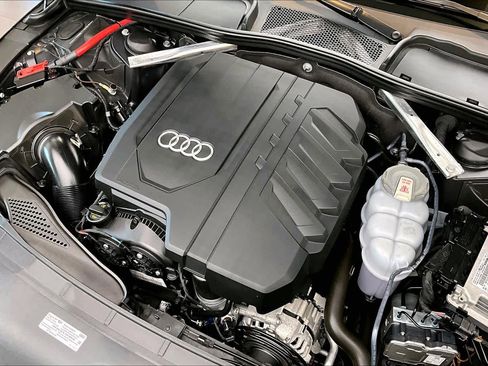 Used 2022 Audi A4 2.0T Premium w/ Convenience Package image 30