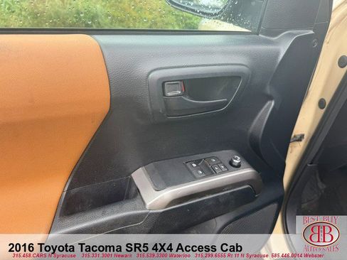 Used 2016 Toyota Tacoma SR5 image 17