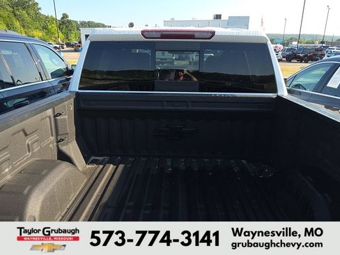Certified 2020 Chevrolet Silverado 1500 LT AWD/4WD image 6