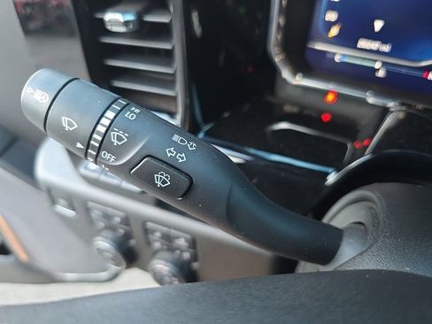 Used 2024 Chevrolet Silverado 2500 High Country w/ High Country Premium Package image 25