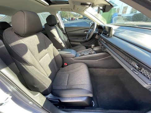 Certified 2025 Honda Accord SE image 32