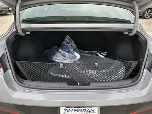 New 2026 Hyundai Elantra SE image 20