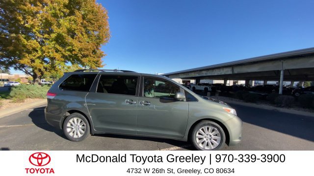 Used 2011 Toyota Sienna Limited w/ Premium Pkg AWD/4WD image 9