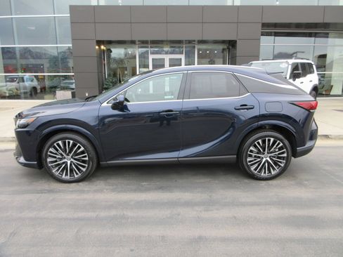 Used 2024 Lexus RX 350 Premium Plus image 3