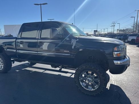 Used 2007 GMC Sierra 2500 SLT w/ Heavy-Duty Power Package image 4