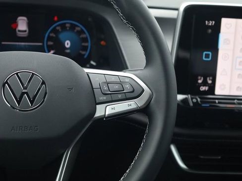 New 2026 Volkswagen Atlas Cross Sport SE AWD/4WD image 9