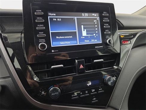 Certified 2023 Toyota Camry SE image 17