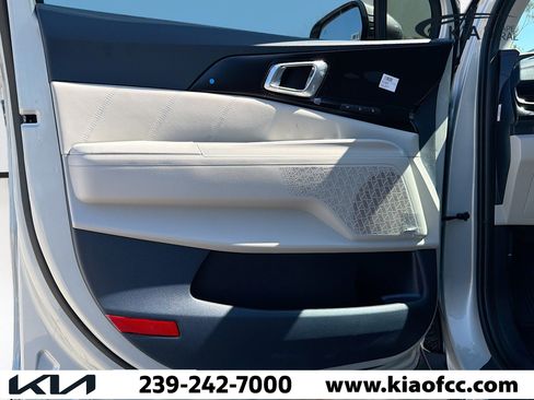 New 2026 Kia Carnival SX Prestige image 24