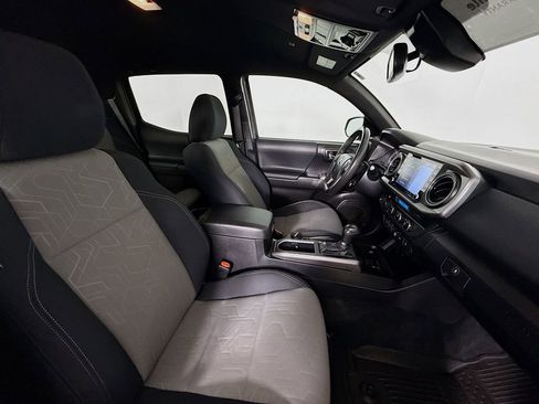 Certified 2023 Toyota Tacoma TRD Off-Road w/ Advanced Technology Package image 28