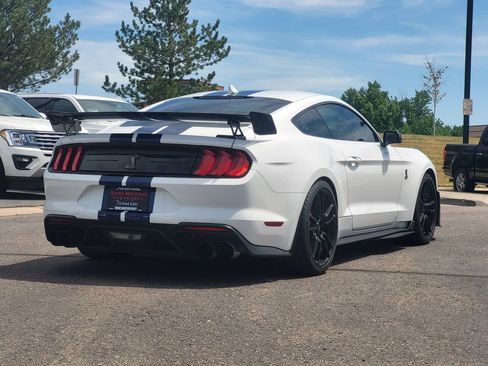 Used 2020 Ford Mustang Shelby GT500 w/ Carbon Fiber Track Pack RWD image 3