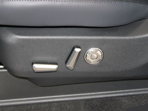 New 2025 Lincoln Navigator Reserve image 20