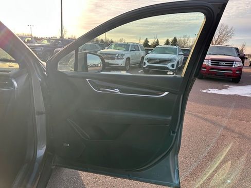 Used 2021 Cadillac XT5 Premium Luxury image 29