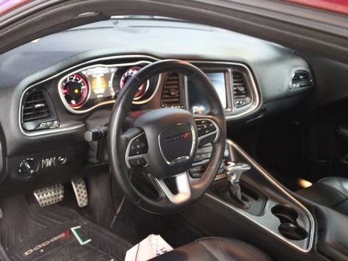 Used 2017 Dodge Challenger SXT Plus RWD image 12