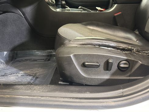 Used 2015 Chevrolet Malibu LT w/ Power Convenience Package FWD image 19