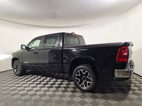 Used 2025 RAM 1500 Laramie AWD/4WD image 7