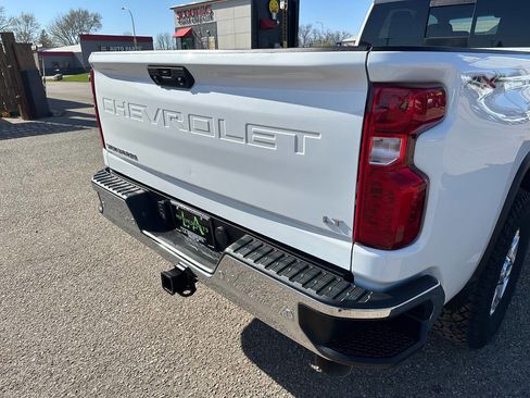 Used 2020 Chevrolet Silverado 2500 LT w/ Convenience Package AWD/4WD image 23