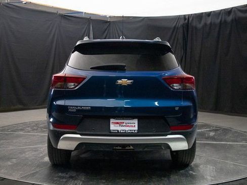 Used 2021 Chevrolet TrailBlazer LT w/ Convenience Package AWD/4WD image 11