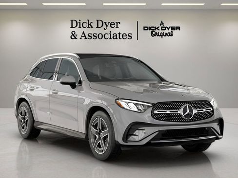 Used 2026 Mercedes-Benz GLC 300 image 5