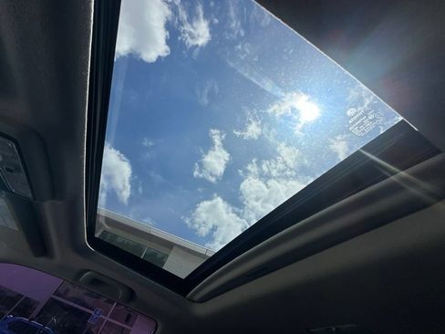 Used 2020 Toyota 4Runner SR5 Premium w/ Moonroof Package RWD image 28