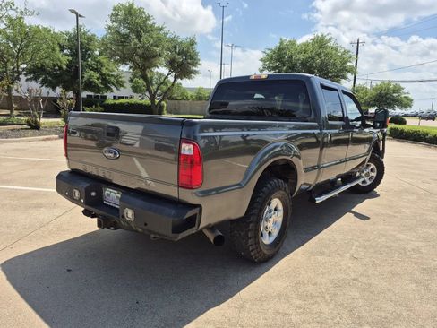 Used 2016 Ford F250 XLT AWD/4WD image 6