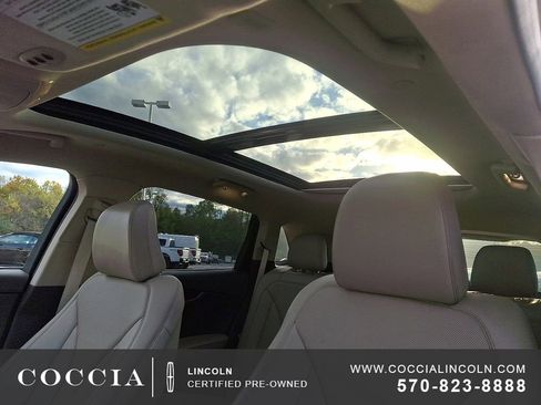 Certified 2022 Lincoln Nautilus Reserve image 14